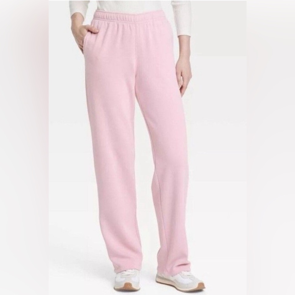 Universal Thread Women's Leisure Studio Mid-Rise Straight Leg Sweatpants Mauve M